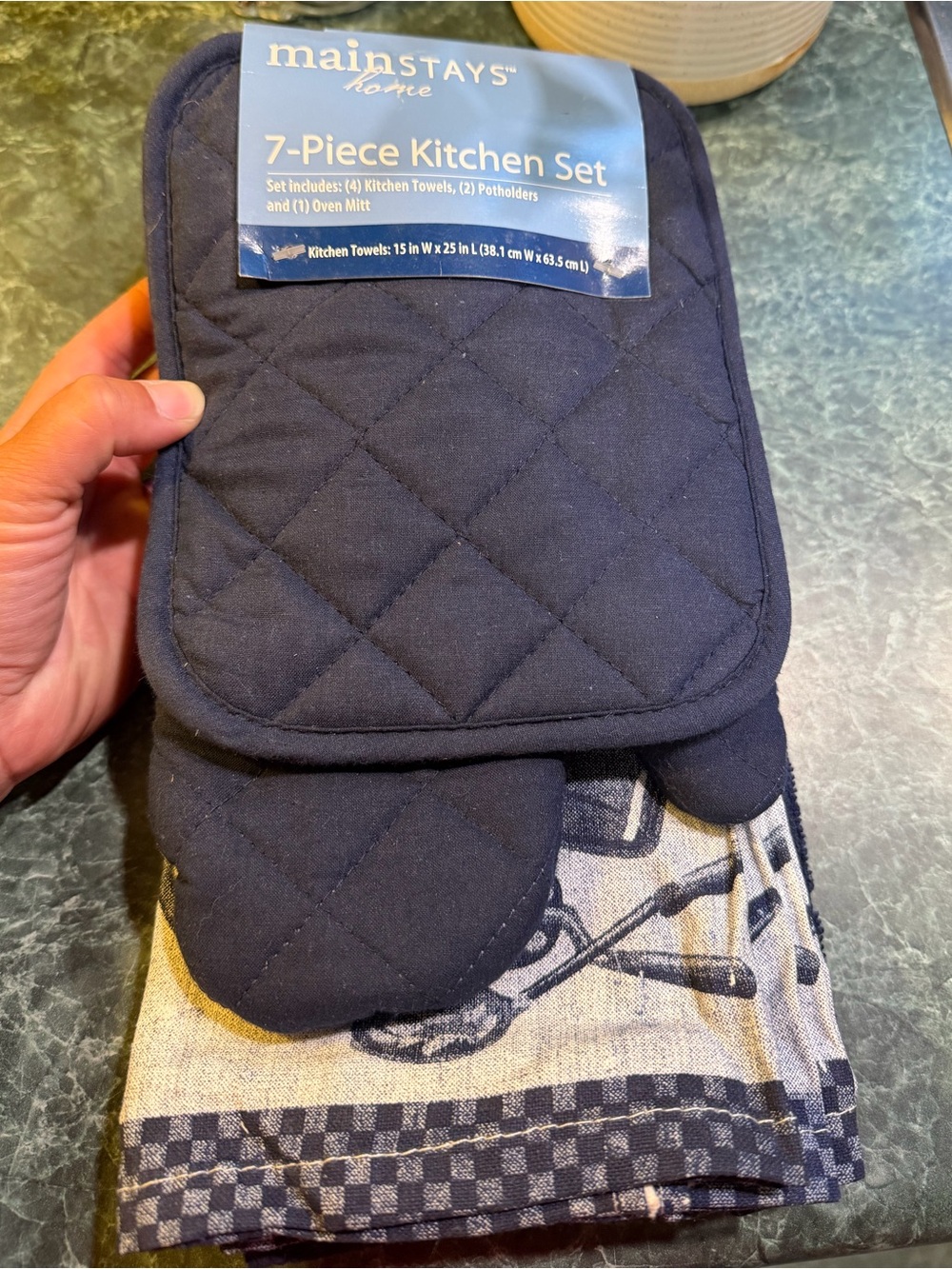 Mainstays Navy 7-Piece Kitchen Towel & Oven Mitt Set